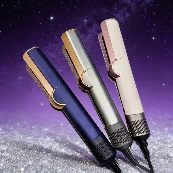 Un juego de dos planchas y secadores profesionales para el cabello en tonos oro y oro rosa contra un fondo púrpura y estrella