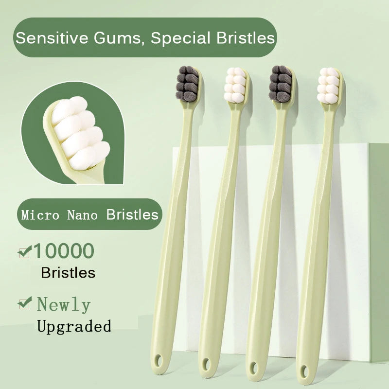 Un set de cinq brosses à dents de couleur claire avec des poils spéciaux pour les gencives sensibles et des micro-brins nano.