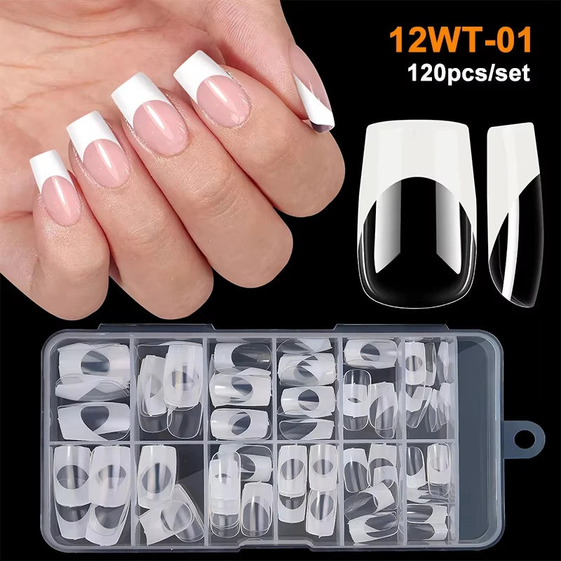 Une main présente des pointes de ongles en acrylique blanc, avec un jeu de 12 pièces et une boîte de rangement transparente.
