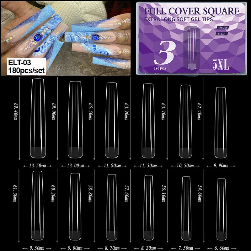 Diverses pointes de ongles en gel acrylique souples et allongées, de différentes tailles et formes.