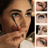 Gros plan d'une femme appliquant un recourbe-cils sur son œil, avec des images insérées du produit.