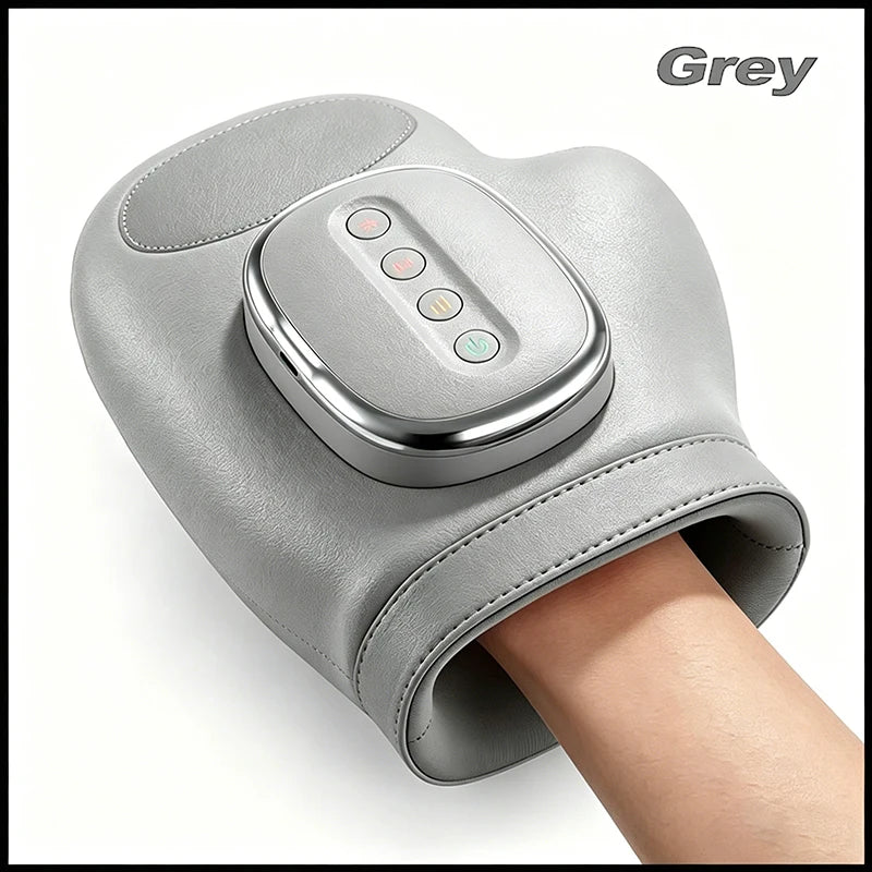 Graues ergonomisches Handmassagergerät wird auf die Unterarmregion einer Person aufgetragen.