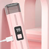 Afeitadora eléctrica de vello corporal Type-C rosa, mostrada de pie contra un fondo rosa claro.