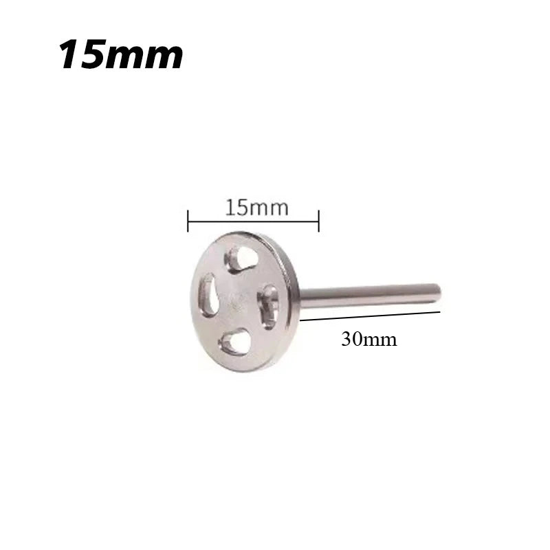 Tige métallique argentée avec tête plate et extrémité filetée, étiquetée avec des dimensions de 15mm et 30mm.