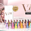 Una colección de botellas de esmalte en gel de varios colores y un kit de regalo VIP5, exhibidos sobre una superficie blanca.