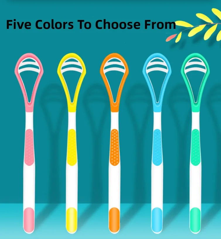 Cinq nettoyants pour la langue en silicone de couleurs rose, jaune, orange, bleu et vert sont présentés sur un fond bleu sarc