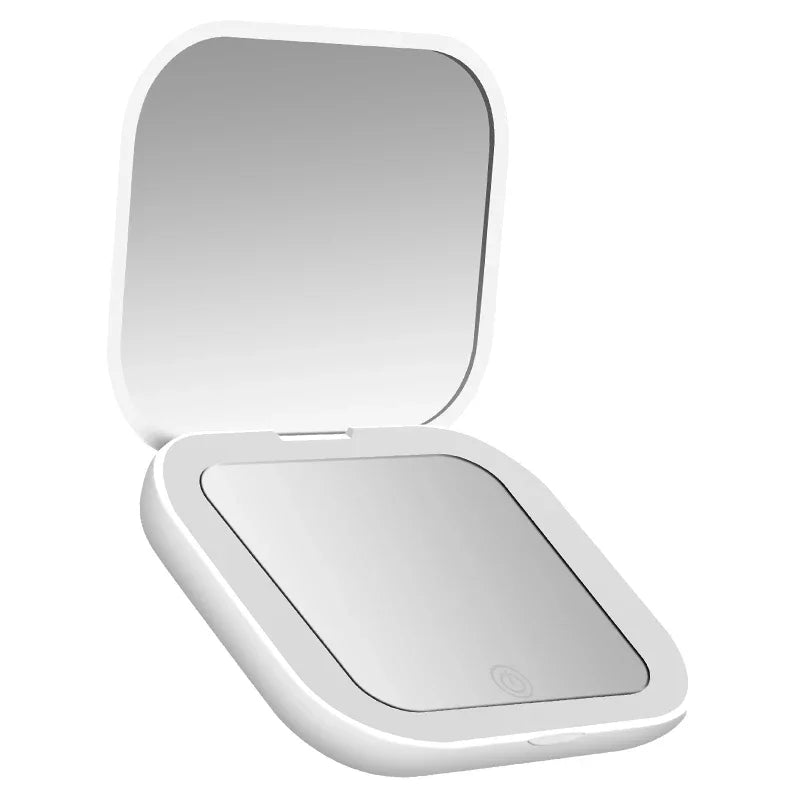 Miroir de toilette pliable compact avec cadre blanc et lumière LED intégrée, montré ouvert.