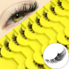 Gelbes Silikon-Lash-Tray mit schwarzen Faux-Mink-Cat-Eye-Wimpern auf einem Auge