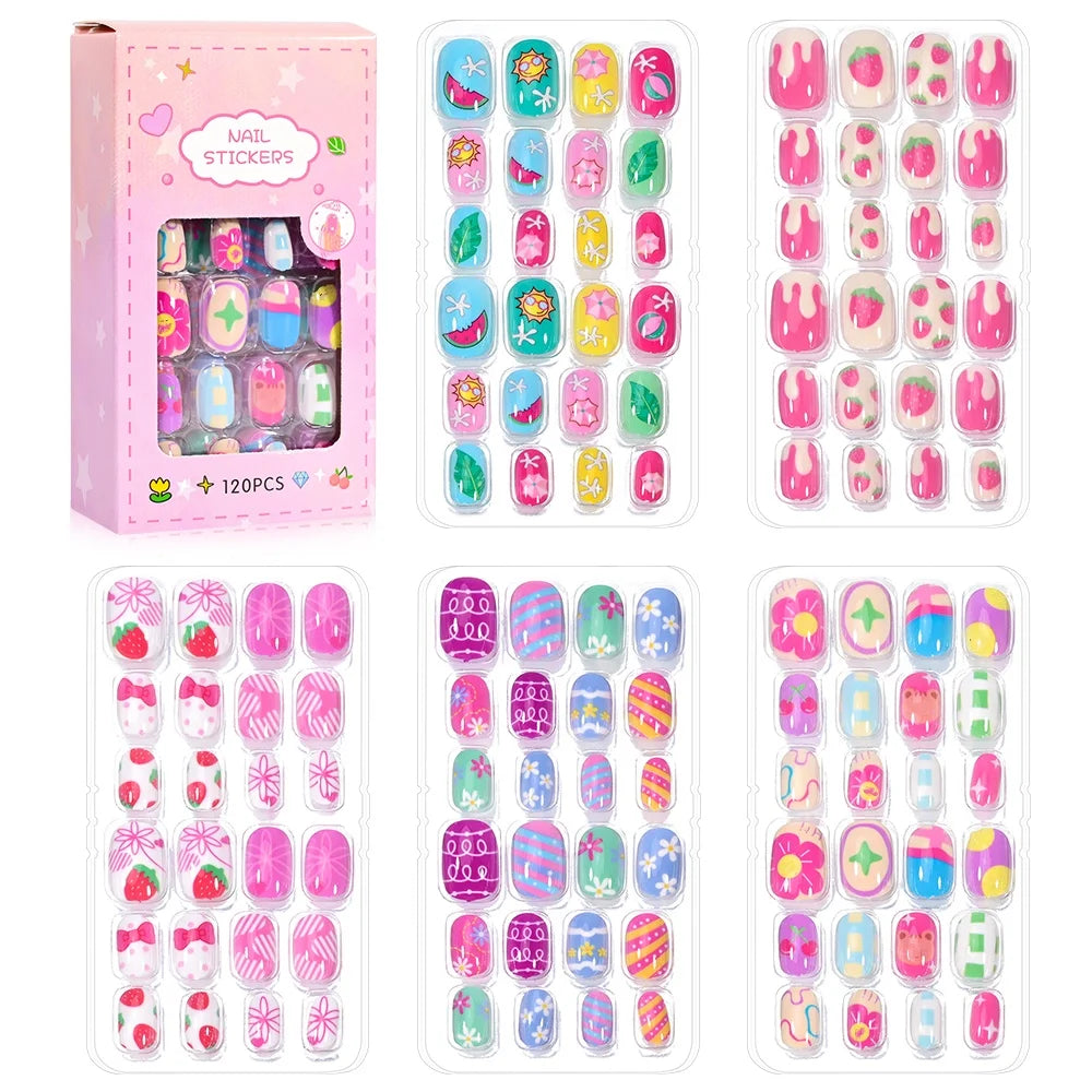Colección de 120 uñas postizas prensables en varios colores y diseños para niños.