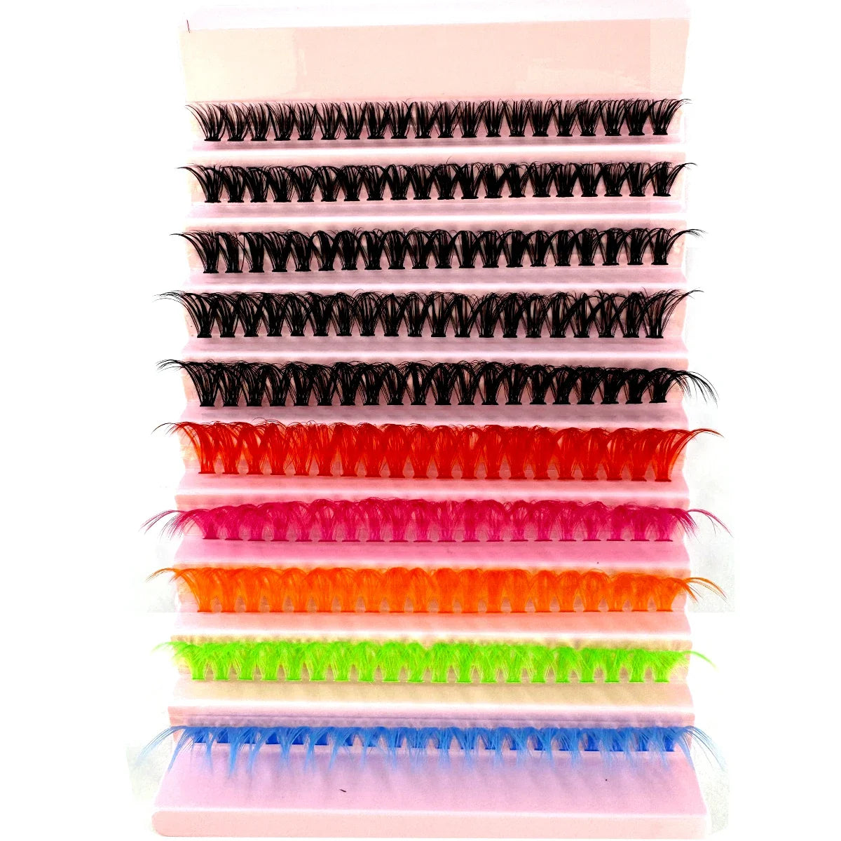 Un ensemble de cils en grappes multicolores présentés en rangées, avec des tons noirs, roses, rouges, oranges, verts et bleus