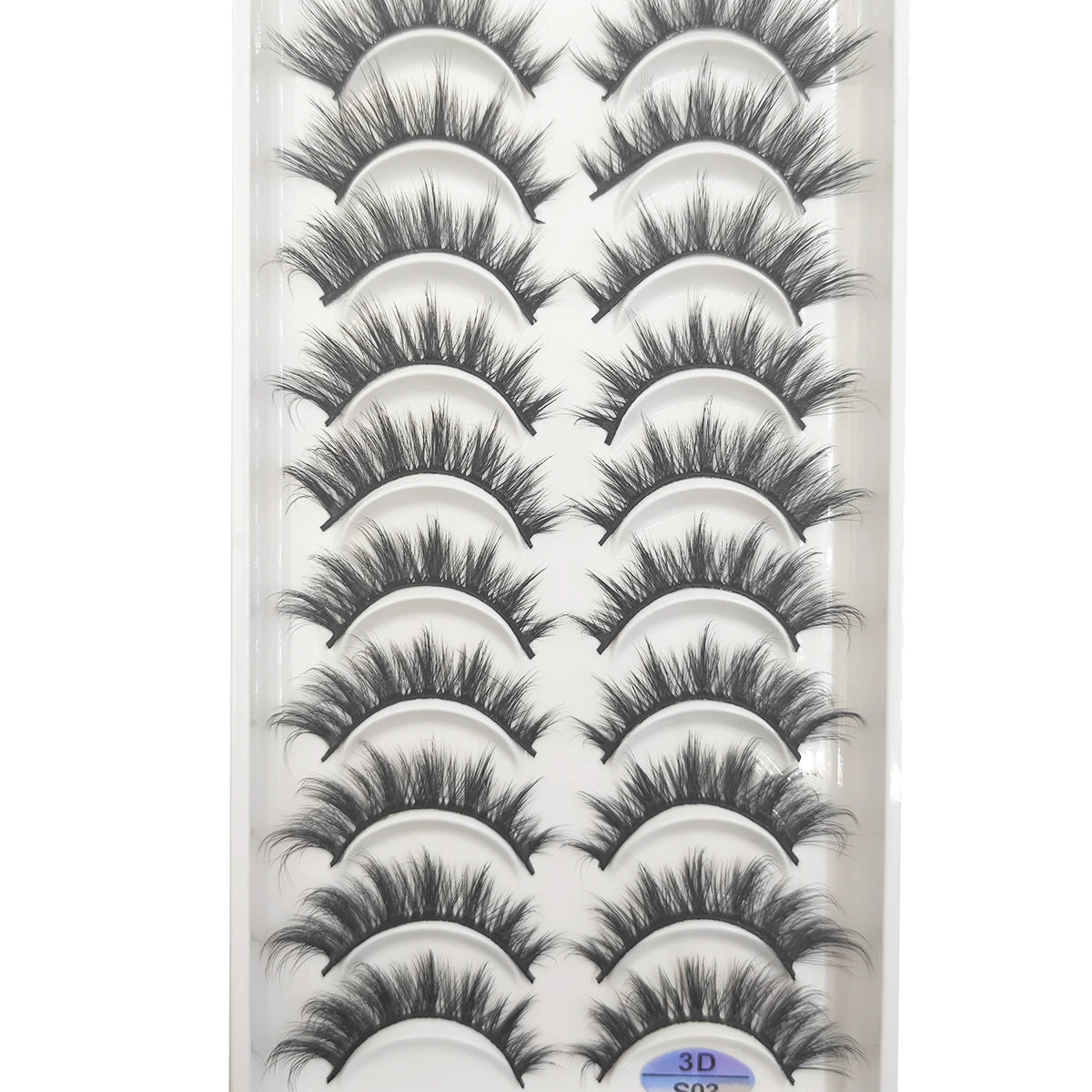 A display of natural 3D mink false eyelashes in a clear plastic packaging.