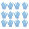 Un set de douze gants exfoliants pour le corps bleu clair à texture tricotée.