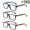 Un juego de tres gafas de lectura rectangulares vintage en monturas negras, azules y rojas.