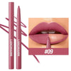Un tubo de delineador labial rosa y una muestra de color labial rosado en la piel.