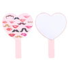 Deux miroirs à cils en forme de cœur roses sur bâtons avec divers designs de lèvres et de moustache