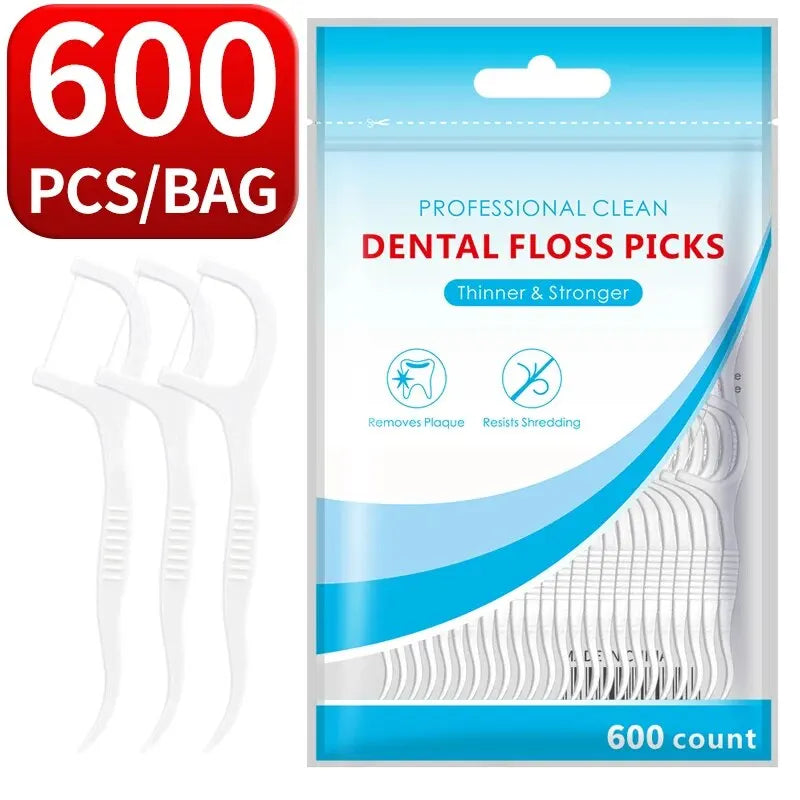 A package of 600 professional clean dental floss picks in a blue pouch, showing the product and usage benefits.