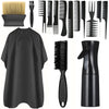 Un ensemble de tabliers et de peignes professionnels pour coiffure, noirs.