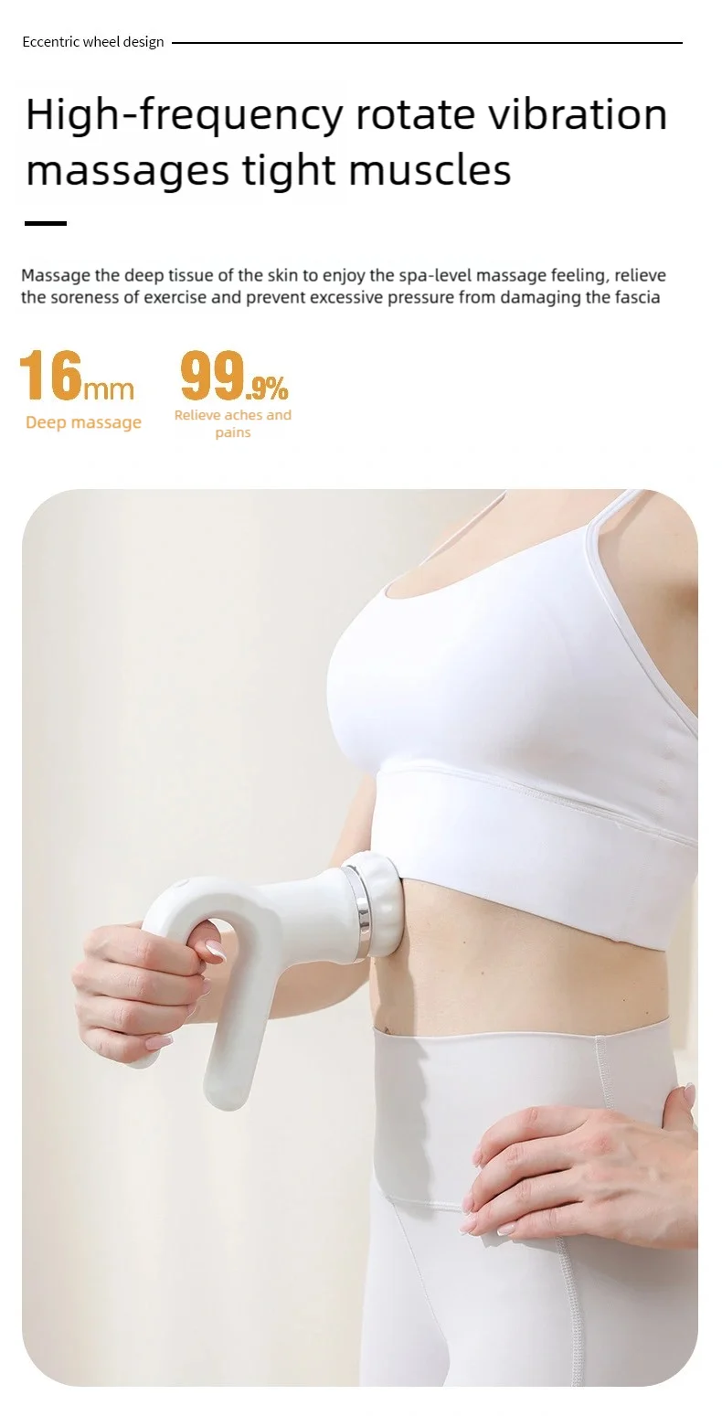 Eine Person verwendet ein weißes, handliches Massagegerät auf ihrem Bauch zur Tiefenbehandlung.