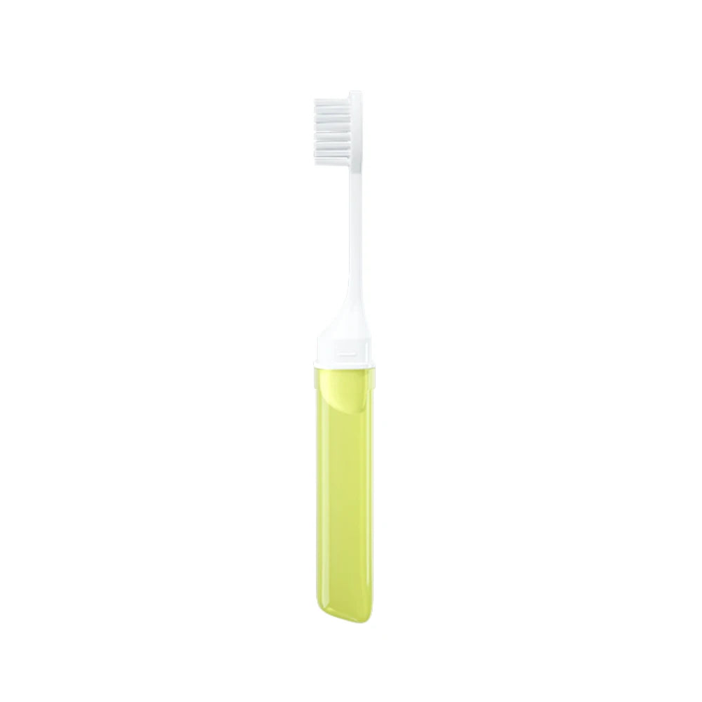 Ensemble de brosses à dents de voyage jaune pliable avec une tête de brosse blanche.