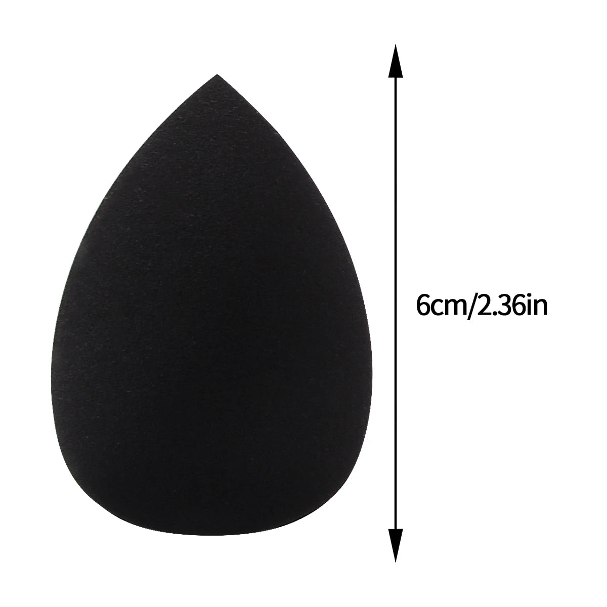 Esponja de maquillaje en forma de lágrima negra, con una medida de 6 cm o 2.36 pulgadas.
