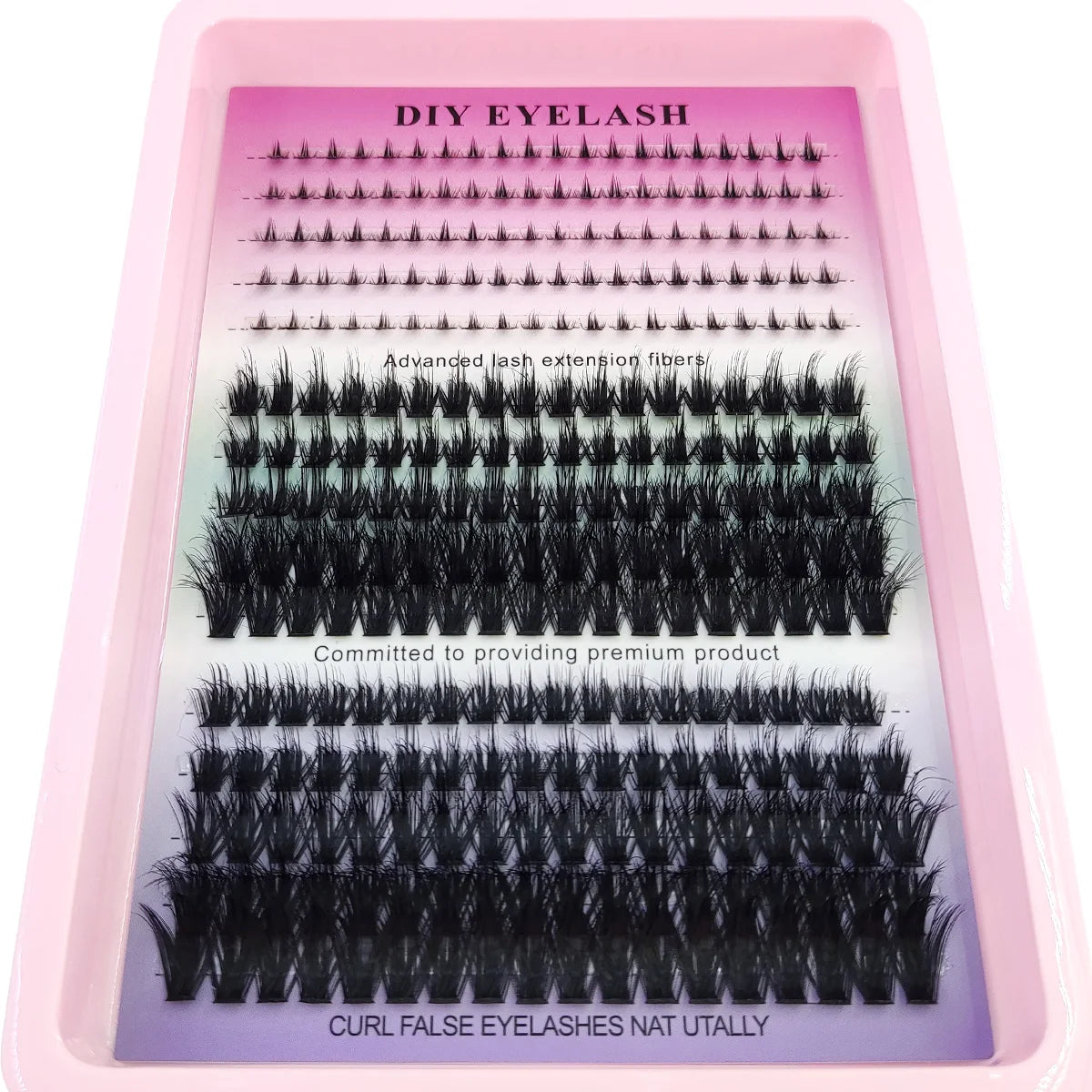 Plateau en plastique rose contenant un ensemble de faux cils recourbés noirs.