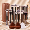 Set de brochas de maquillaje profesional de doble extremo con diversas brochas y aplicadores de silicona en tonos marrón y ne