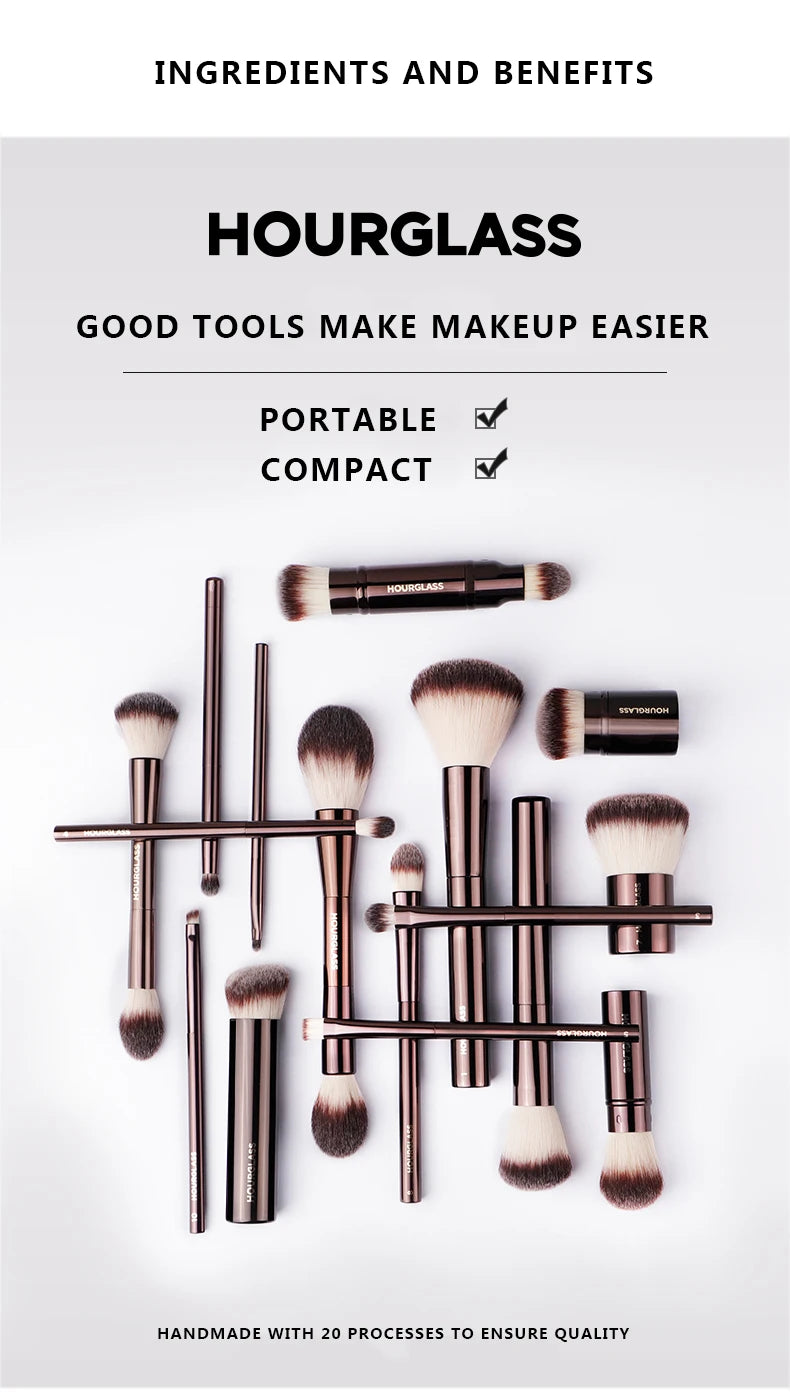 Collection de pinceaux et outils de maquillage Hourglass sur fond blanc.