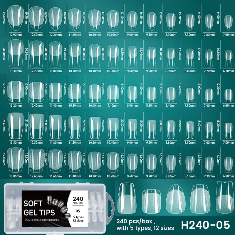 Un set de 240 tips en gel souple de différentes tailles et formes pour ongles acryliques.