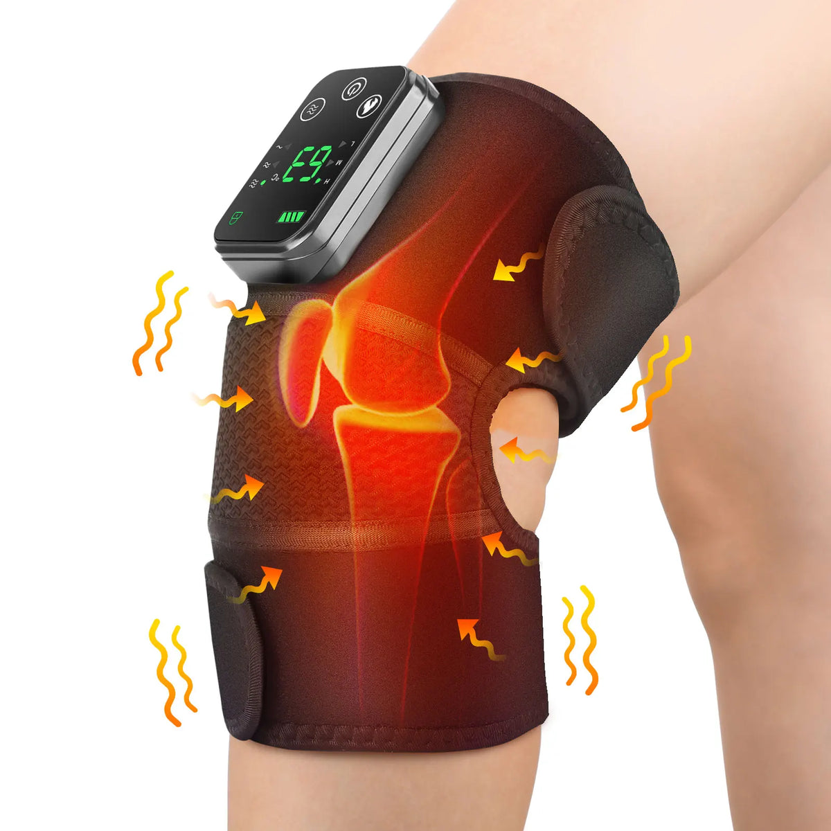 Ein schwarzes Heizelement wird auf die Knie des Menschen aufgetragen, um Muskelbeschwerden zu lindern.