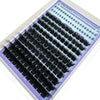 Un paquet de clusters de cils pointus DIY pour extensions de cils salon, dans un contenant en plastique.