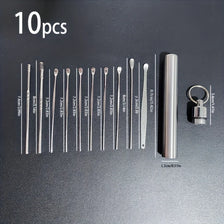 Une collection de dix outils en acier inoxydable pour retirer le cérumen, incluant divers types de cotons-tiges et de boucles