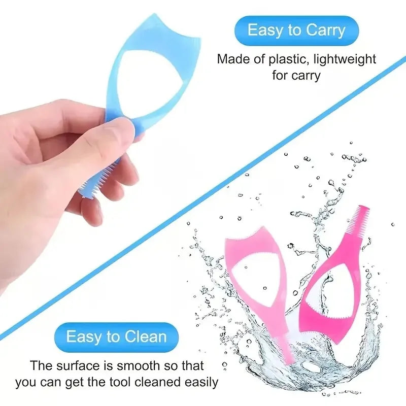 Une main tient un outil d'applicateur de mascara en plastique bleu clair, montrant sa facilité de transport et de nettoyage.