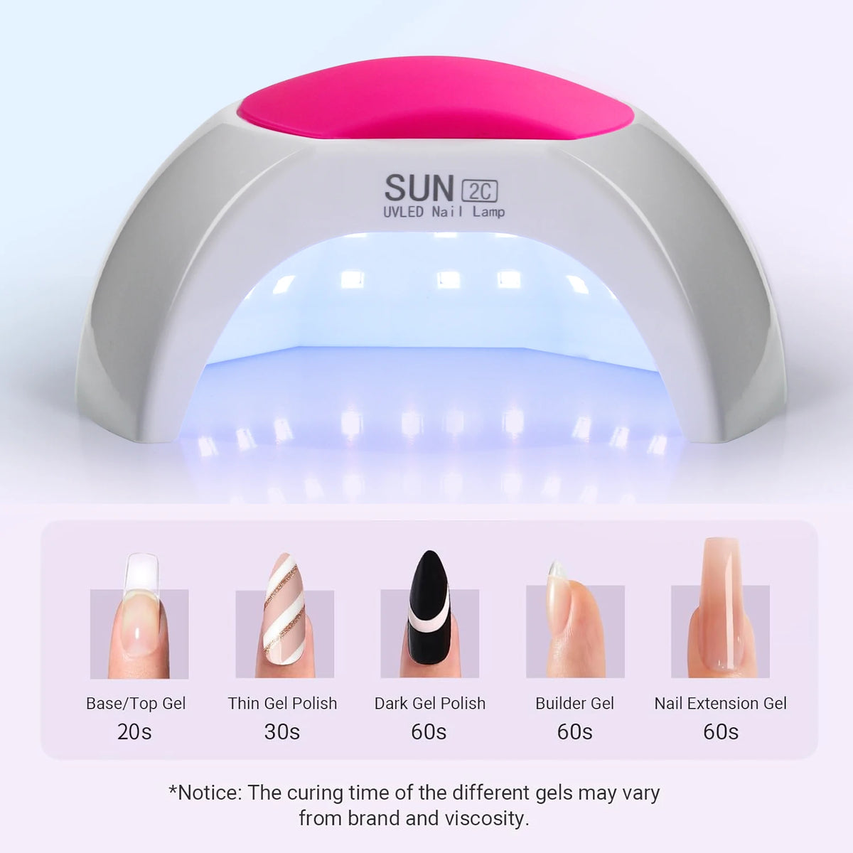Lampe UV pour ongles blanche et rose éclairant une main appliquant du vernis gel.