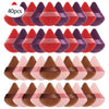 Un set de 40 soufflets en poudre triangulaires dans différentes nuances de rouge, violet et brun.