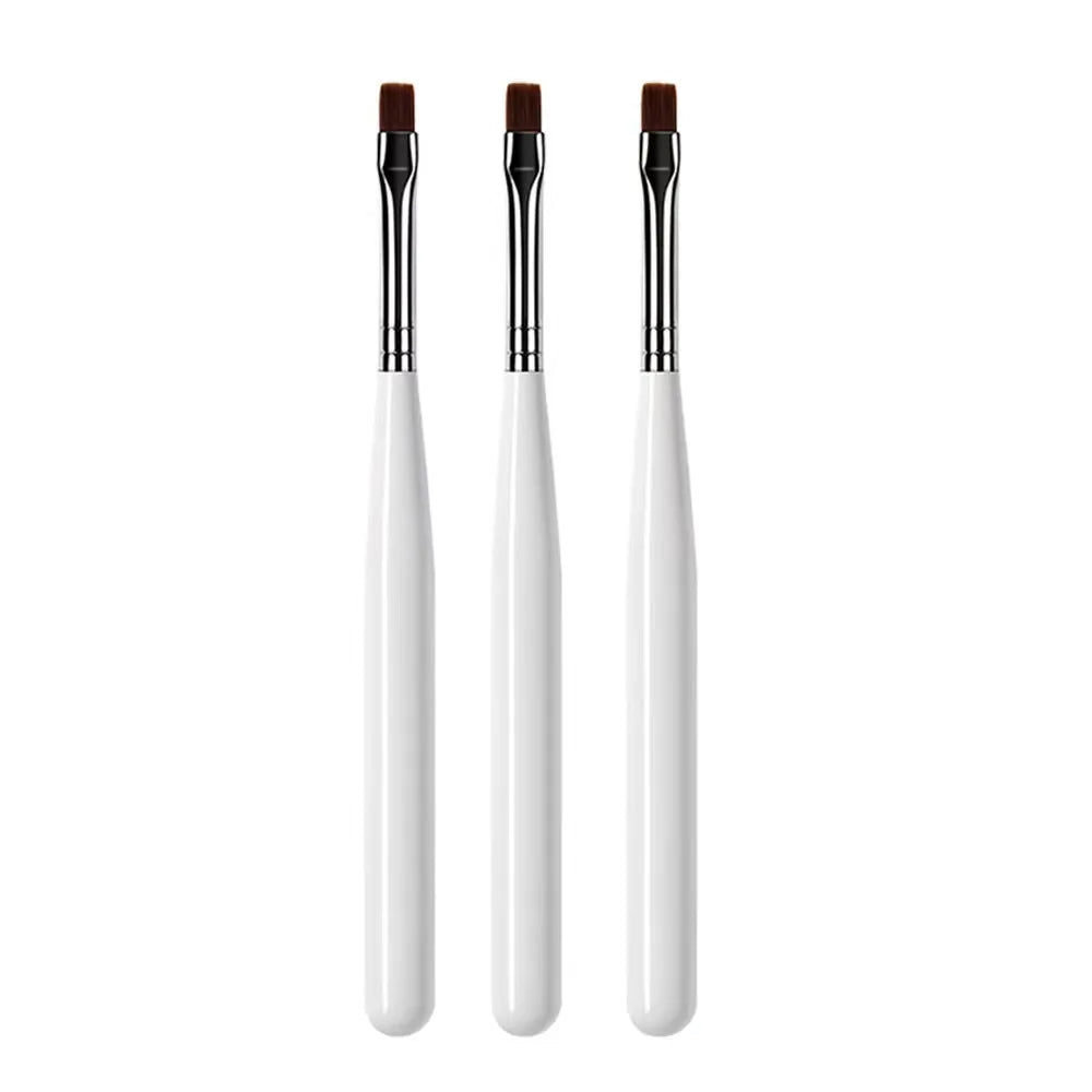 Un set de pinceaux pour ongles en gel professionnels avec des ferrules noires et brunes, présentés verticalement.