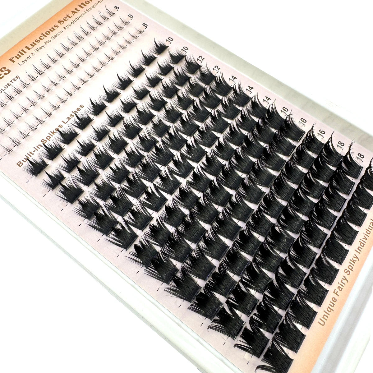 Feuille de clusters de cils pointus DIY pour extensions de salon, montrant divers styles et longueurs.