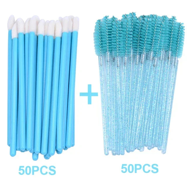 A set of 100 disposable eyelash and eyebrow brushes in light blue and white.