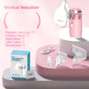 Nebulizador médico portátil rosa con máscara y accesorios sobre una superficie blanca.