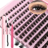 Plateau de cils rose avec faux cils individuels noirs et pinceau d'adhésif pour cils rose.