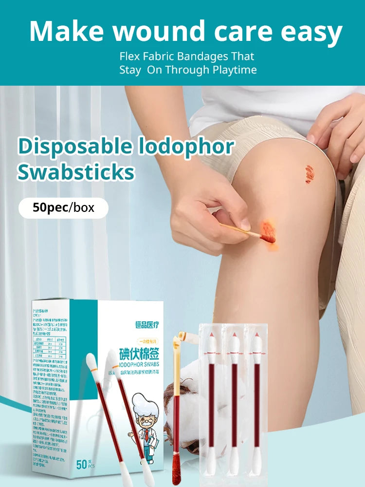 Bâtonnets de coton pour soins de plaies sur la jambe d'une personne, avec des swabs iodophorisables jetables dans une boîte