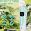 Weißer elektrischer Nasensauger gegen grüne Natur mit Moos und Felsen.