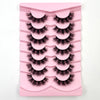 Plateau en plastique rose contenant un ensemble de faux cils de renard en fourrure 3D spectaculaires.
