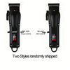Zwei Stile schwarze kabellose USB-aufladbare Haarscheren und Barttrimmer nebeneinander.