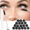 Un set de brochas y herramientas reutilizables para pestañas, junto a un ojo femenino, para su aplicación.