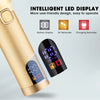 Nahaufnahme einer goldenen Elektrikoschere mit intelligentem LED-Display für Batterien, Öl und Ladeerinnerungen.