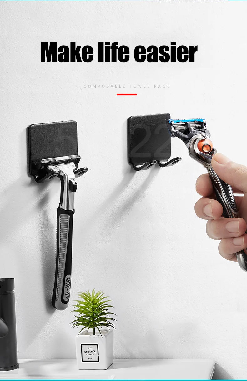 Une main installe un porte-savon multi-fonctionnel sur un mur blanc, montrant son utilisation pour organiser la tolie