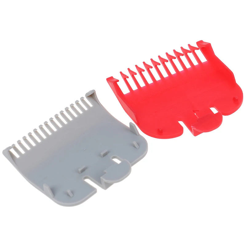 Set rote und graue Ultra-Dünn-Haarschneider-Guide-Kämme zum Haareschneiden.