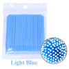 Un pack de pinceaux de nettoyage et d'extension de cils bleu clair de précision.