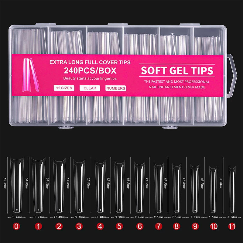 Boîte en plastique transparent contenant 240 tips de recouvrement de ongles de longue portée.