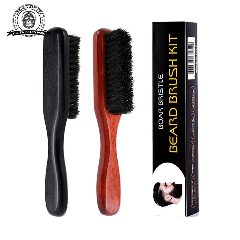 Un ensemble de brosses à barbe en poils de sanglier naturels, comprenant une brosse noire et une en bois.